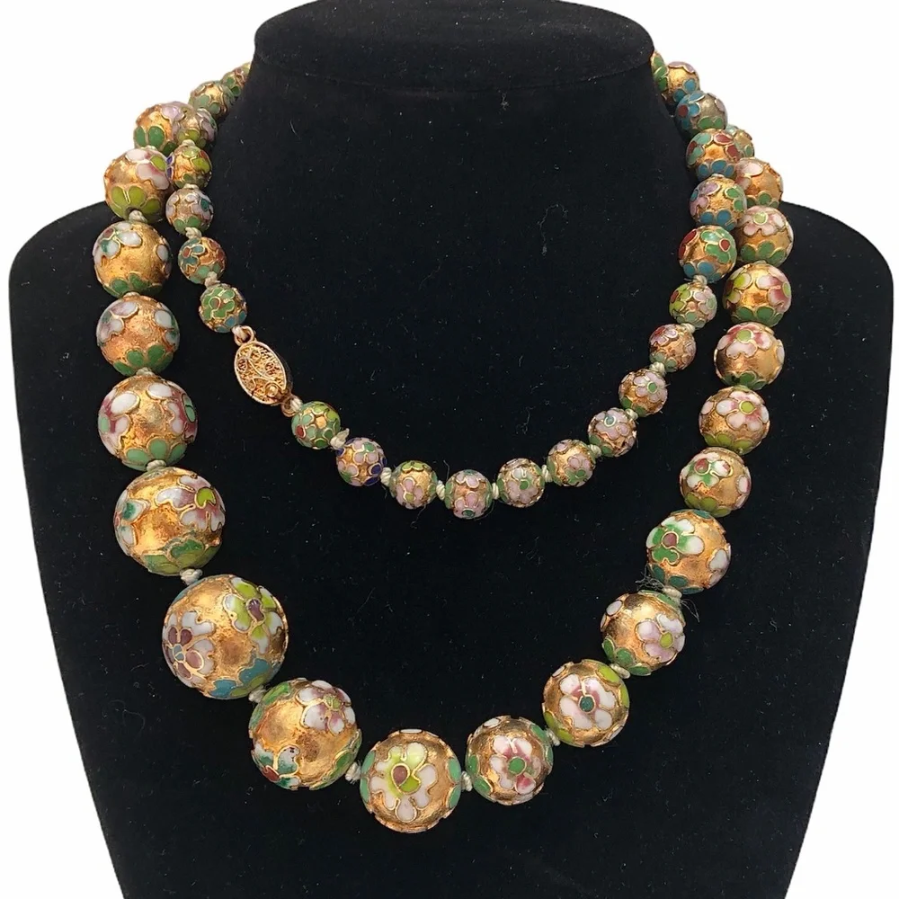 VINTAGE GRADUATED CLOISONNÉ BEAD NECKLACE 30.5